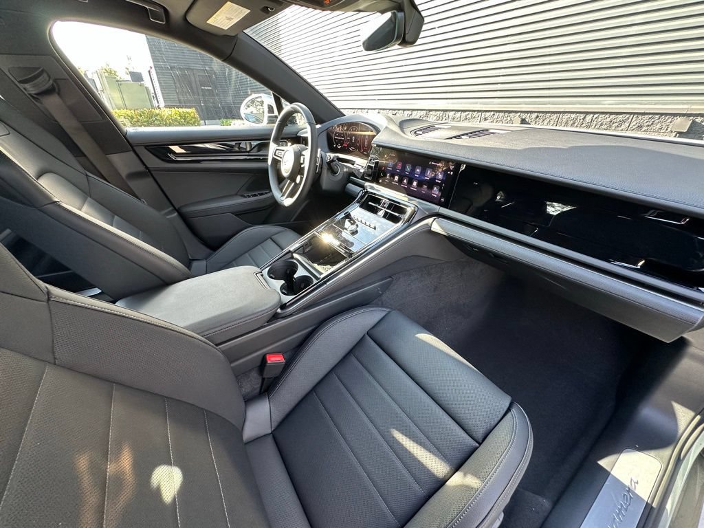 Certified 2026 Porsche Panamera RWD image 39