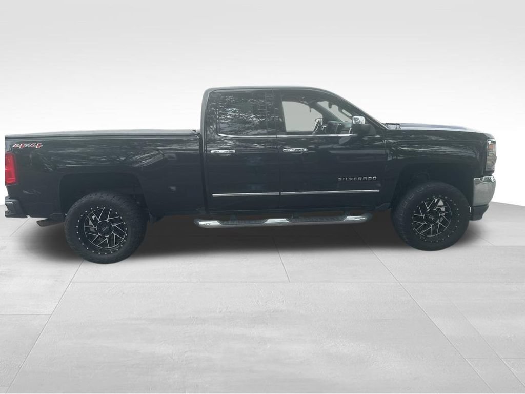 Used 2016 Chevrolet Silverado 1500 LTZ w/ Sport Package AWD/4WD image 26