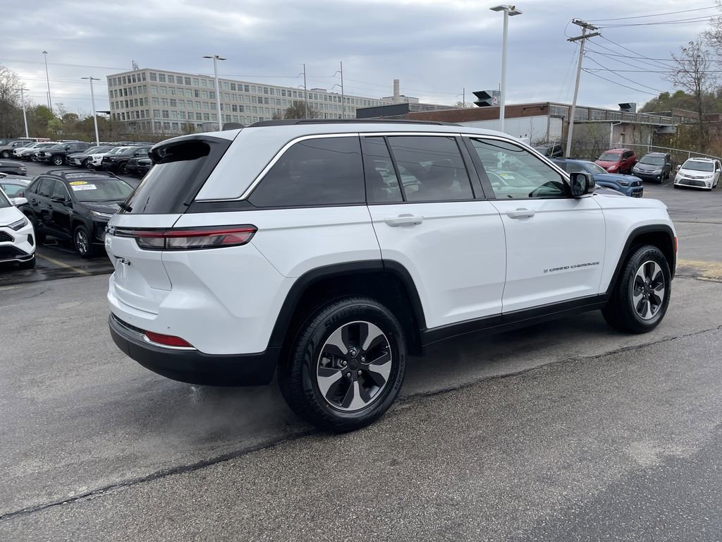 Used 2024 Jeep Grand Cherokee Limited 4xe AWD/4WD image 8