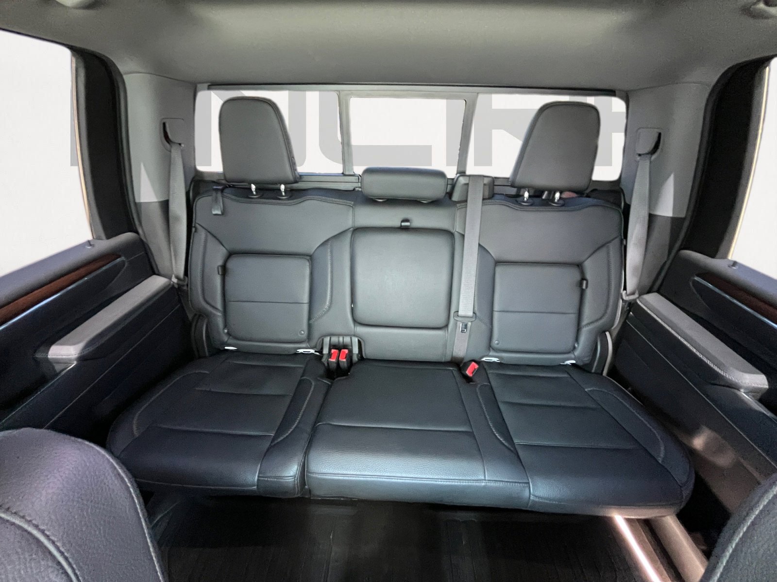 Used 2024 GMC Sierra 2500 Denali w/ Denali Reserve Package image 19