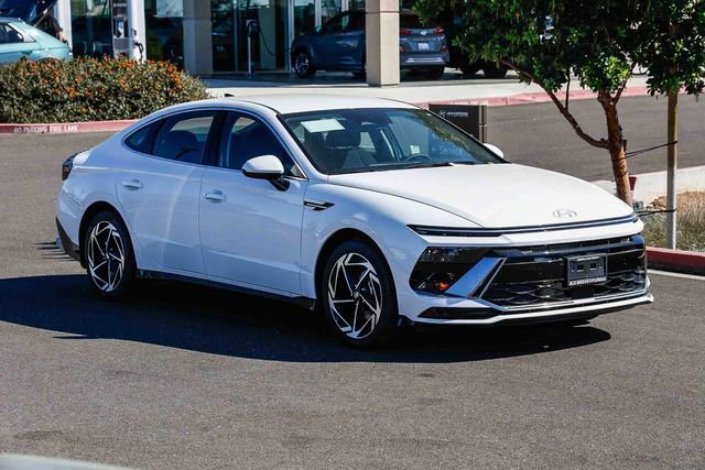 New 2026 Hyundai Sonata SEL FWD image 6