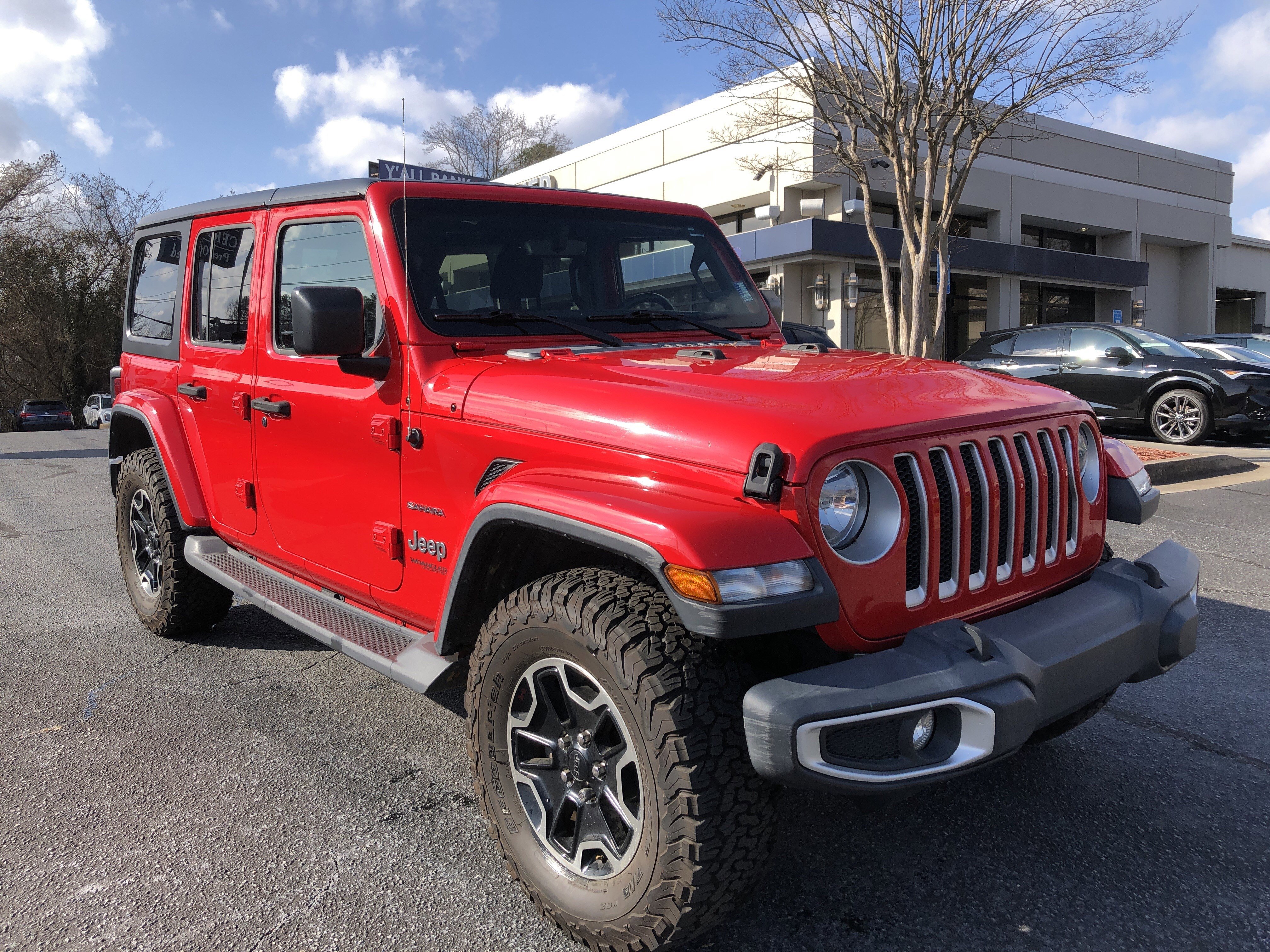 Used 2019 Jeep Wrangler Unlimited Sahara image 7