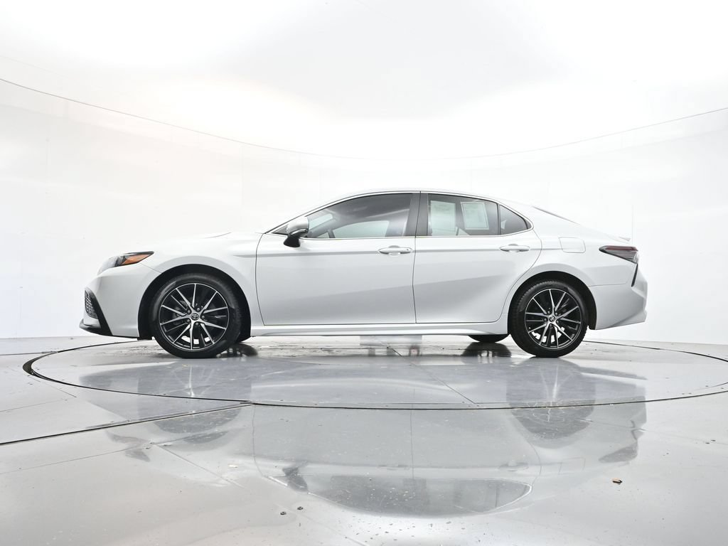 Used 2023 Toyota Camry SE FWD image 35