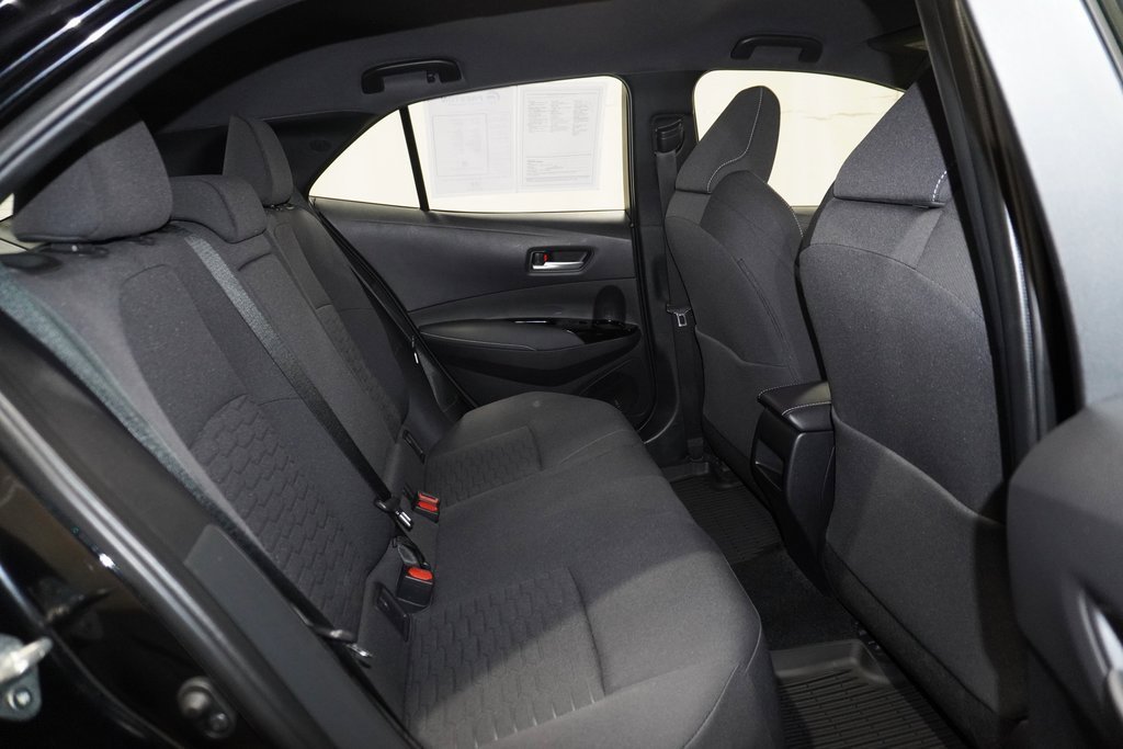 Used 2022 Toyota Corolla SE image 16
