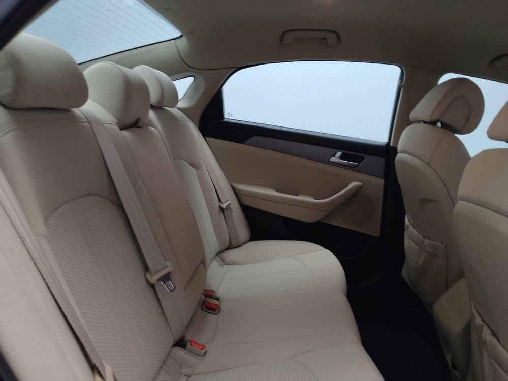 Used 2016 Hyundai Sonata SE image 19