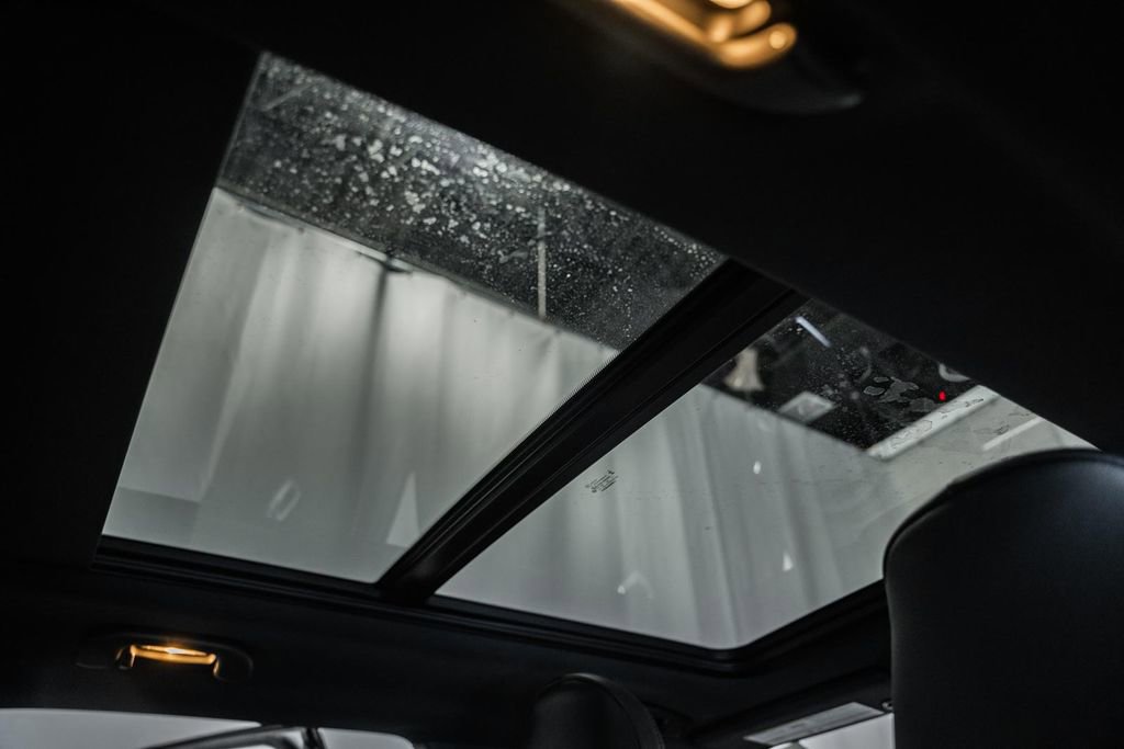 New 2025 Jeep Compass Limited w/ Sun & Sound Group image 30