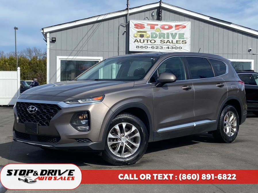 Used 2019 Hyundai Santa Fe SE image 1