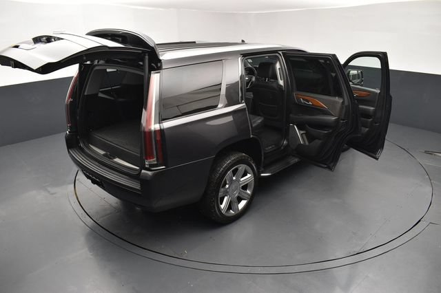 Used 2018 Cadillac Escalade Luxury AWD/4WD image 30