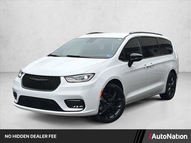 Used 2024 Chrysler Pacifica Touring-L w/ S Appearance Package FWD image 1