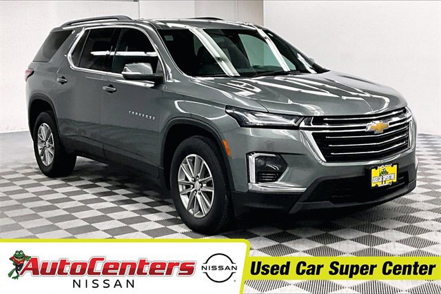 Used 2023 Chevrolet Traverse LT