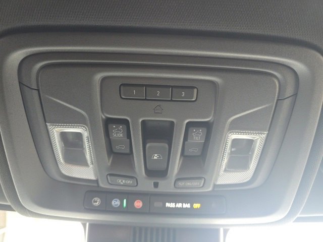 Used 2024 Chevrolet Silverado 1500 High Country image 29