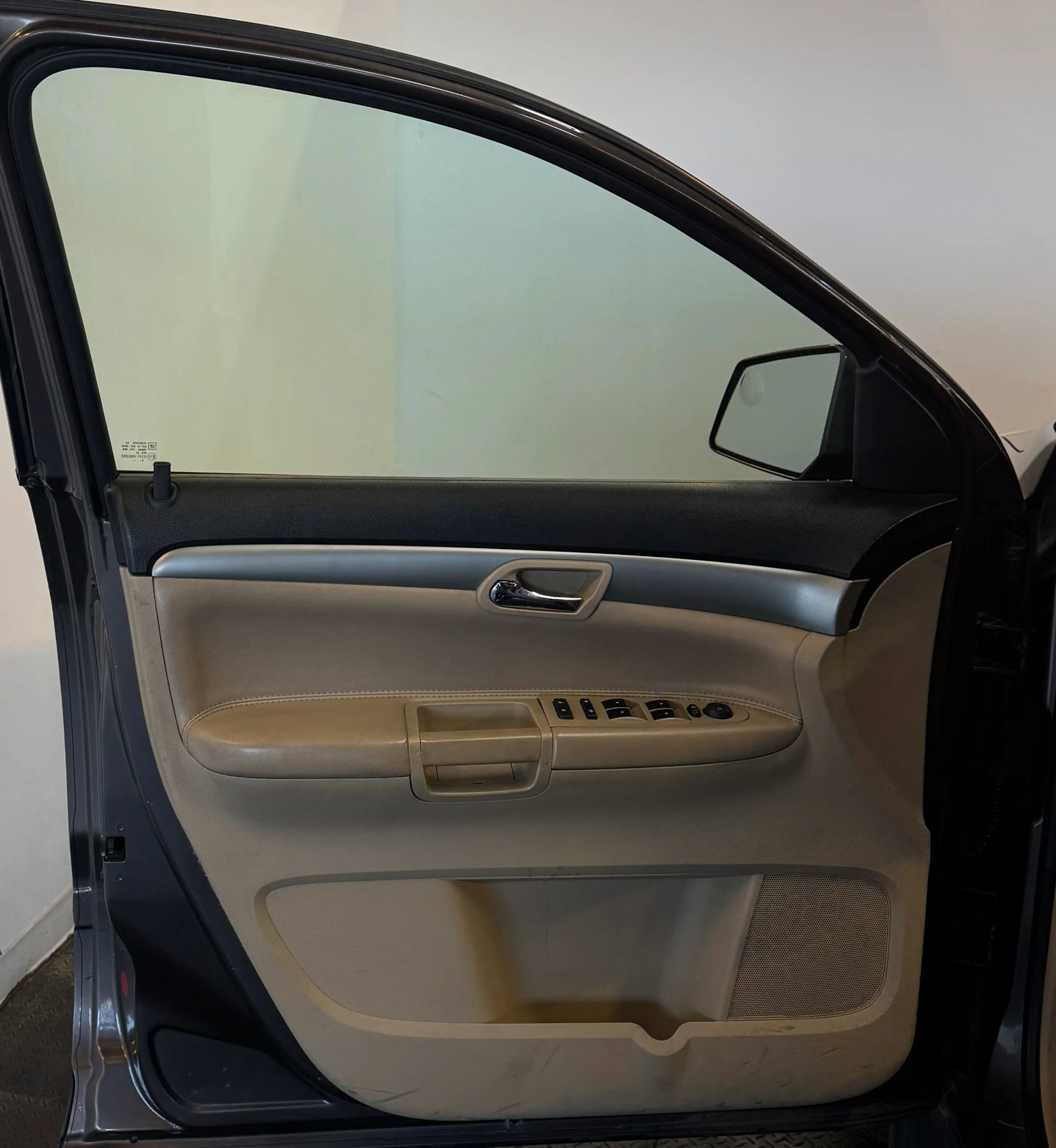 Used 2009 Saturn Outlook XE w/ Preferred Package image 12