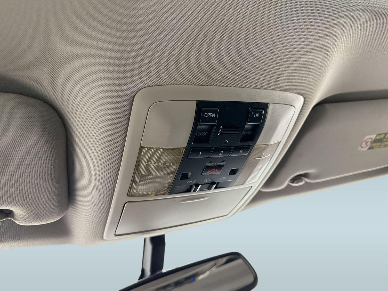 Used 2012 Lexus CT 200h Premium w/ Premium Audio Pkg FWD image 29