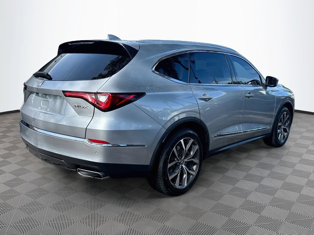 Used 2024 Acura MDX w/ Technology Package FWD image 6
