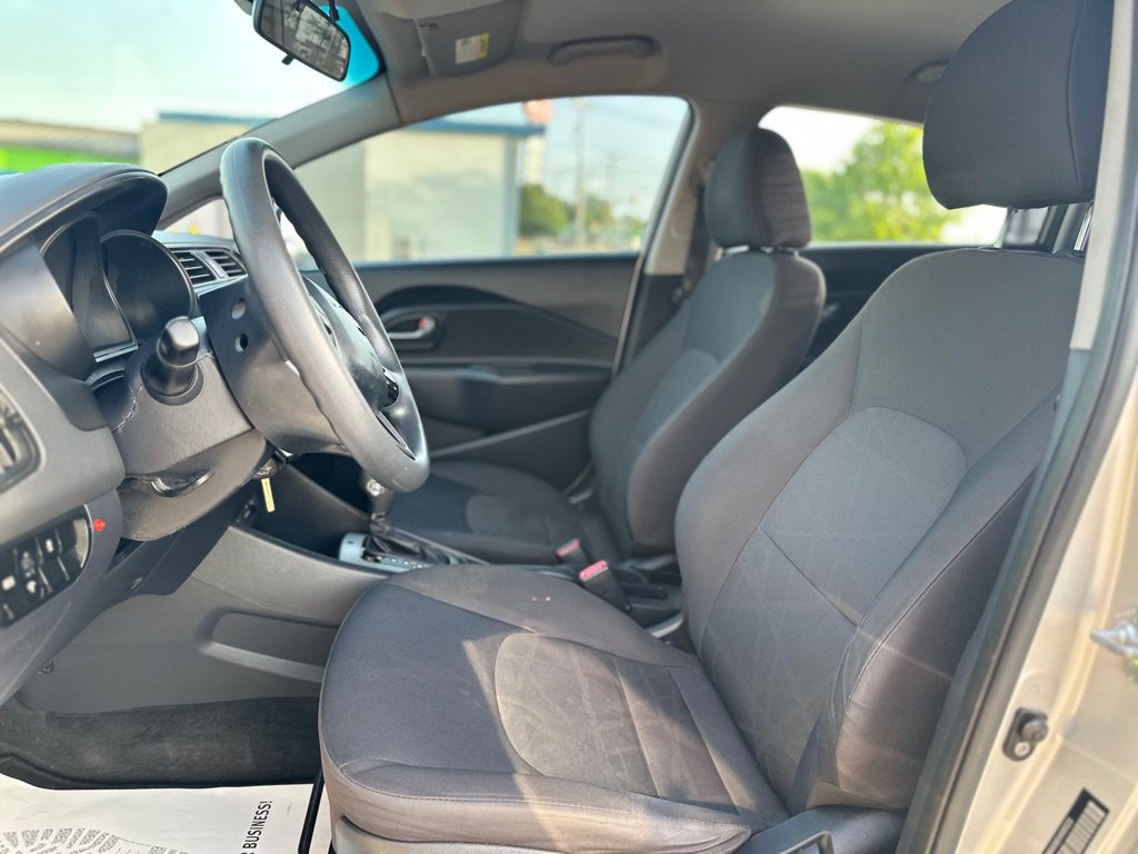 Used 2014 Kia Rio LX FWD image 27