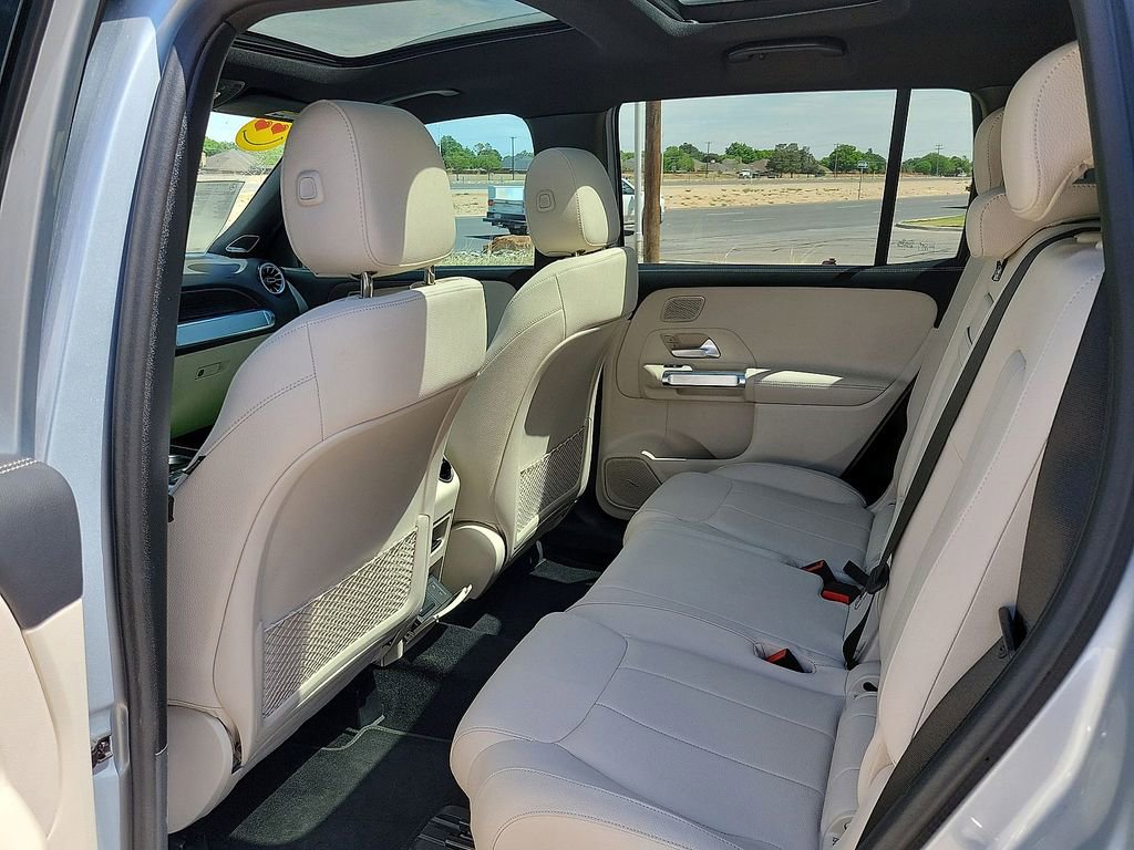 New 2025 Mercedes-Benz GLB 250 image 13