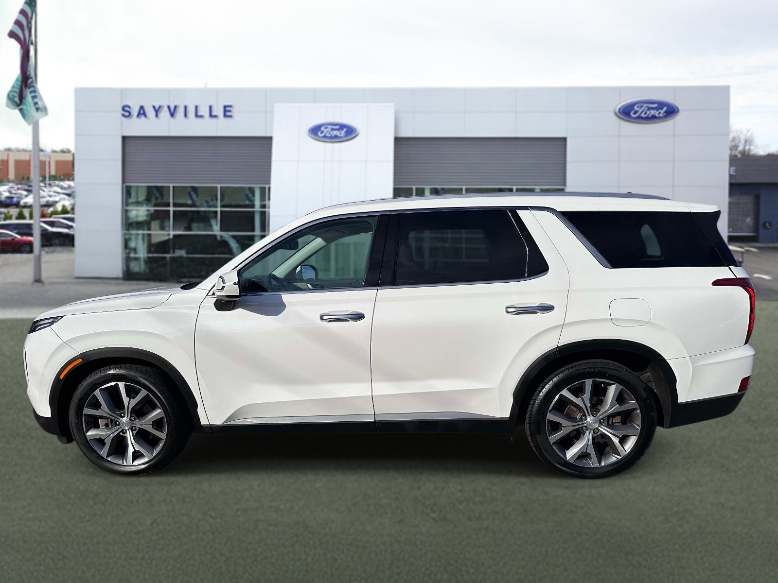 Used 2022 Hyundai Palisade SEL w/ 8P Bench Seat Package AWD/4WD image 2