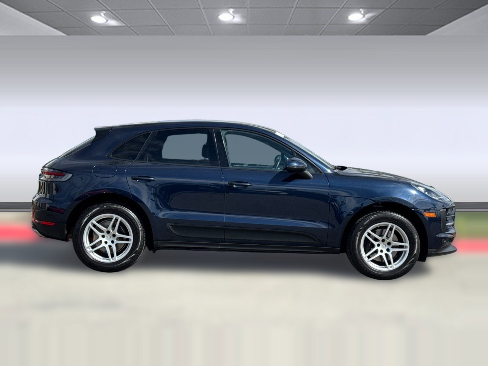 Used 2019 Porsche Macan image 7