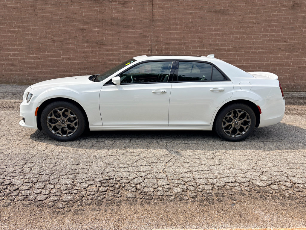 Used 2017 Chrysler 300 S w/ S Model Appearance Package AWD/4WD image 3