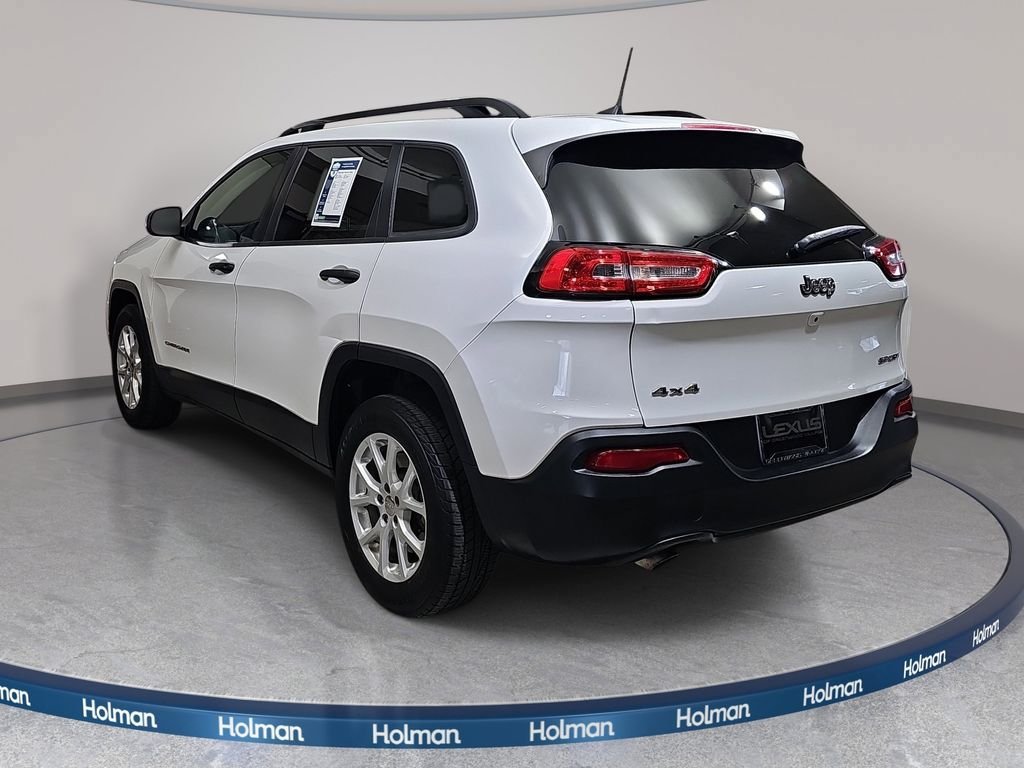 Used 2016 Jeep Cherokee Sport w/ Cold Weather Group AWD/4WD image 8