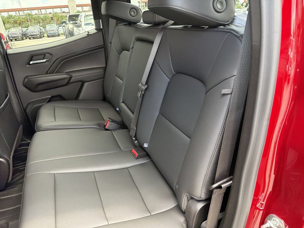 New 2026 GMC Canyon Elevation w/ Convenience Package RWD image 17