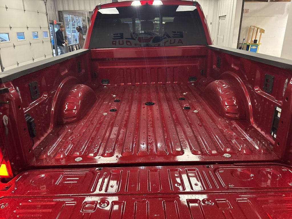 New 2026 Ford F350 Platinum image 32