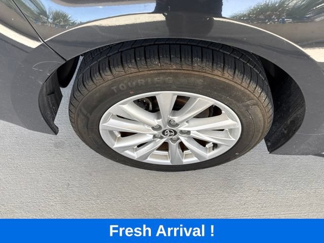 Used 2023 Toyota Corolla LE w/ LE Convenience Package FWD image 23
