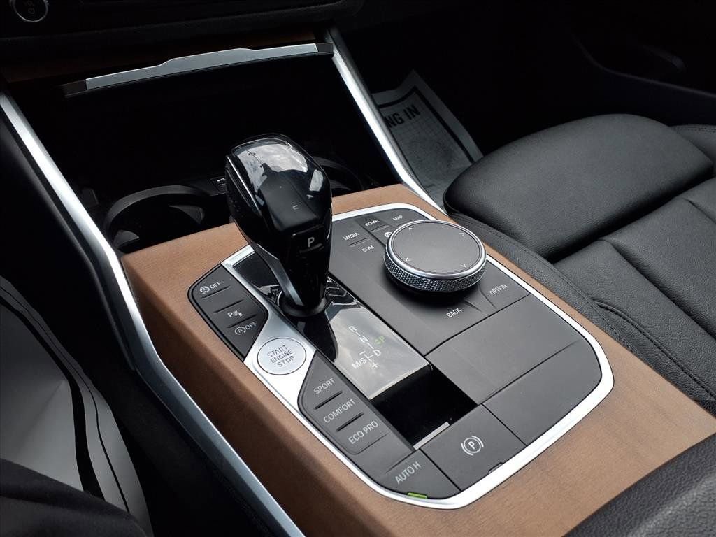 Used 2020 BMW 330i xDrive Sedan w/ Convenience Package image 7