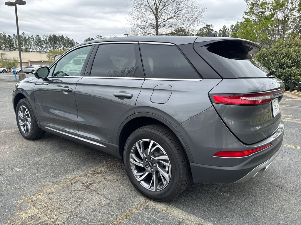 Used 2025 Lincoln Corsair FWD w/ Equipment Group 101A image 8