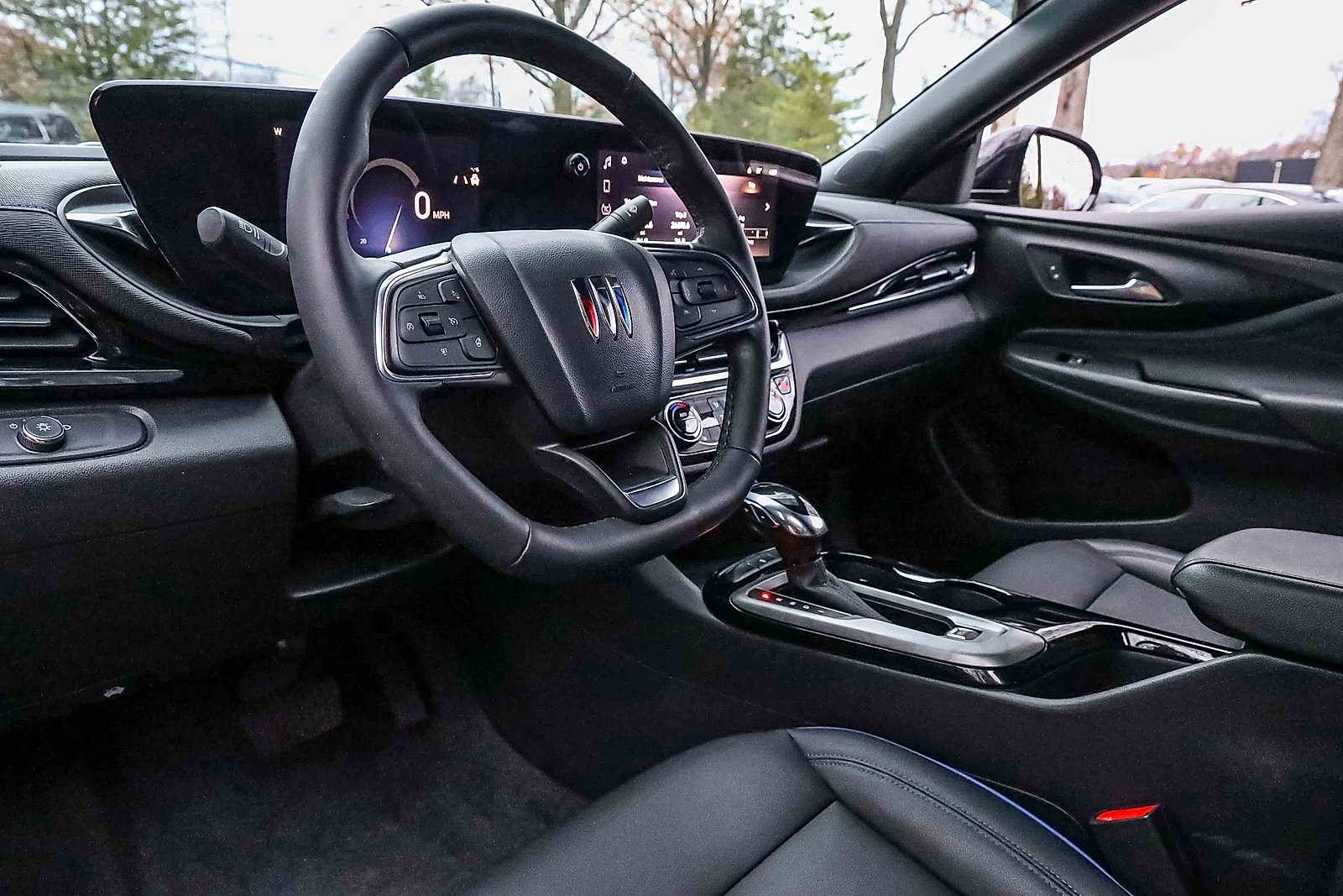 Used 2024 Buick Envista Sport Touring w/ Convenience I Package image 7