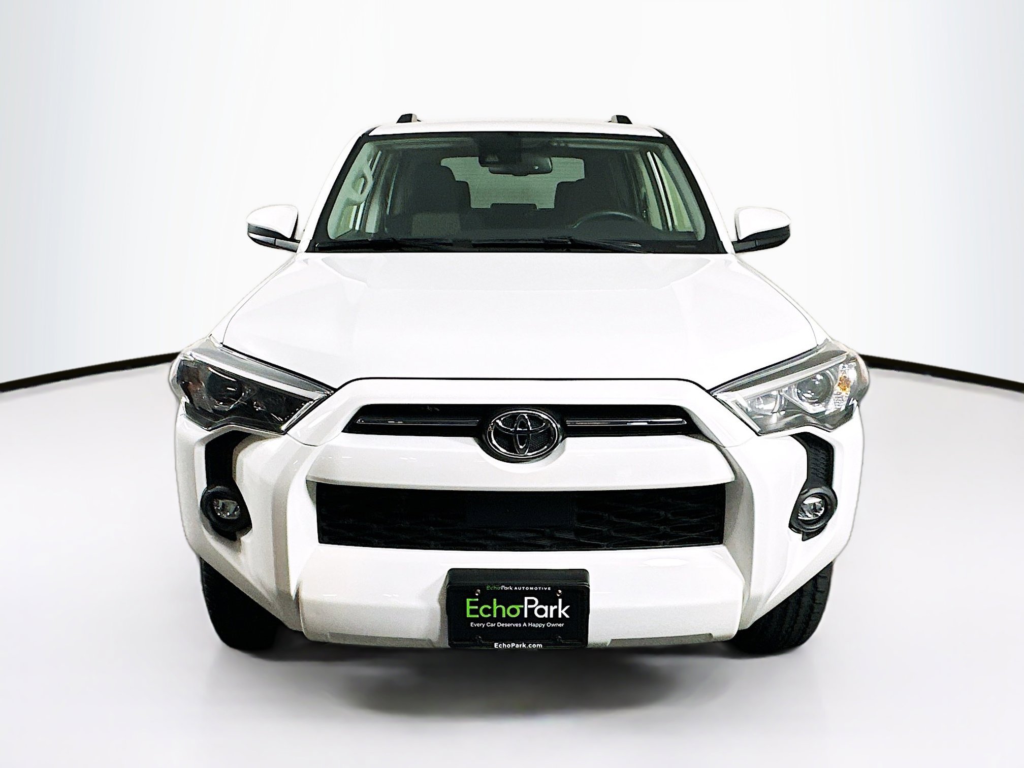 Used 2024 Toyota 4Runner SR5 image 2