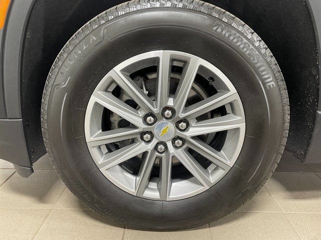 Used 2023 Chevrolet Traverse LT AWD/4WD image 7