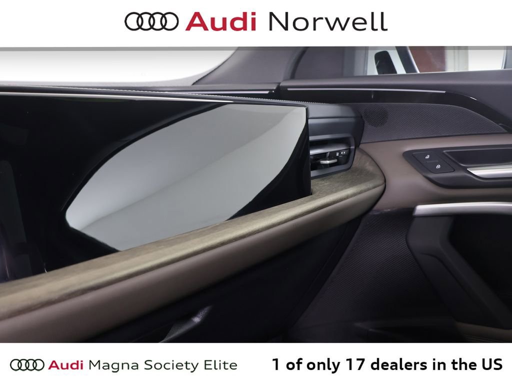 Used 2025 Audi Q5 2.0T Premium w/ Convenience Package image 8