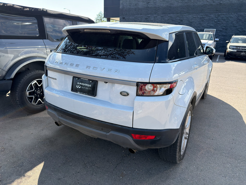 Used 2015 Land Rover Range Rover Evoque Pure Premium AWD/4WD image 4