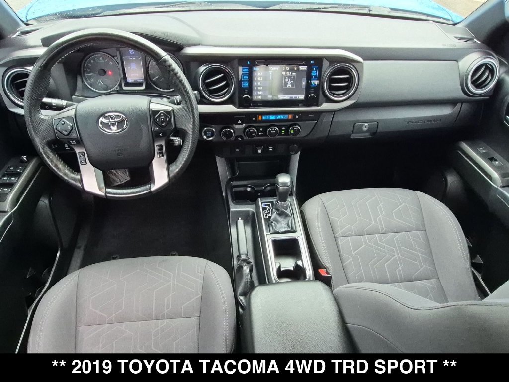 Used 2019 Toyota Tacoma TRD Sport AWD/4WD image 25