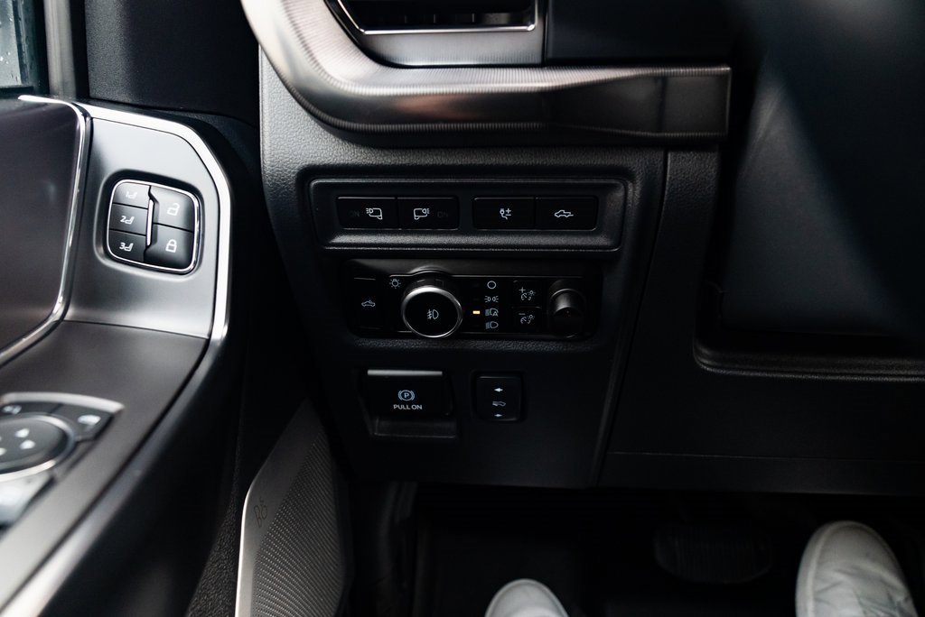 Used 2024 Ford F150 Platinum w/ FX4 Off-Road Package image 13
