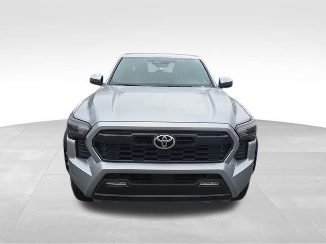 Used 2025 Toyota Tacoma TRD Off-Road image 9