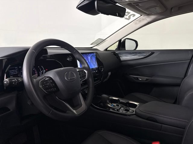 Certified 2025 Lexus NX 350 AWD w/ Accessory Package (2T) image 4