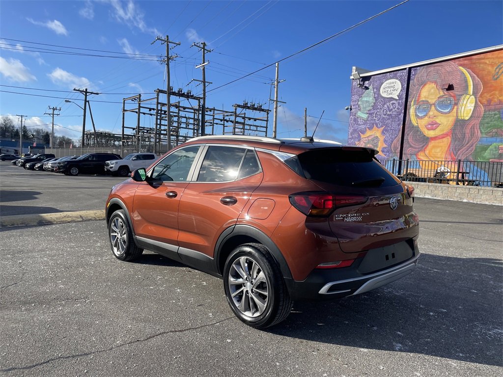 Used 2021 Buick Encore GX Select w/ Experience Buick Package image 3