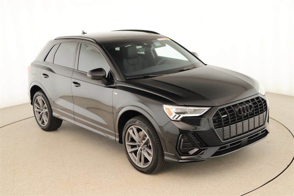 Certified 2024 Audi Q3 2.0T Premium Plus image 36