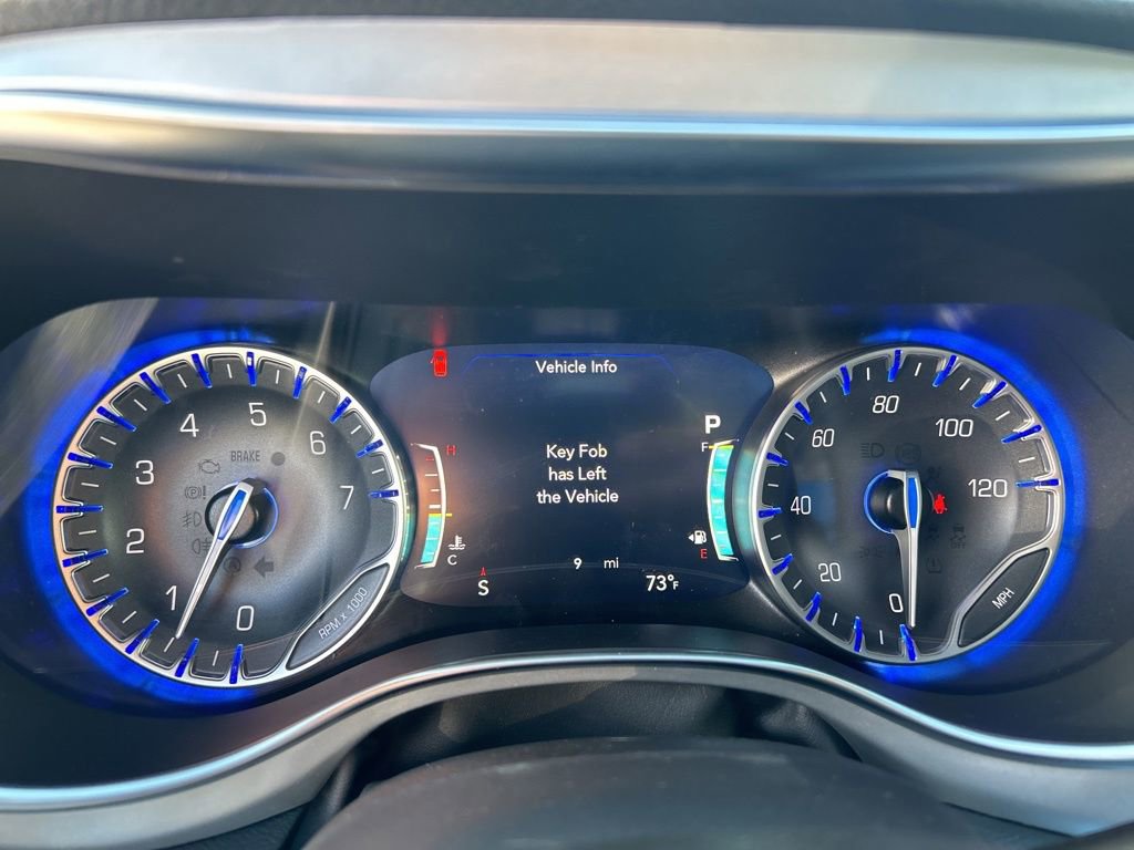 New 2025 Chrysler Pacifica Limited FWD image 48