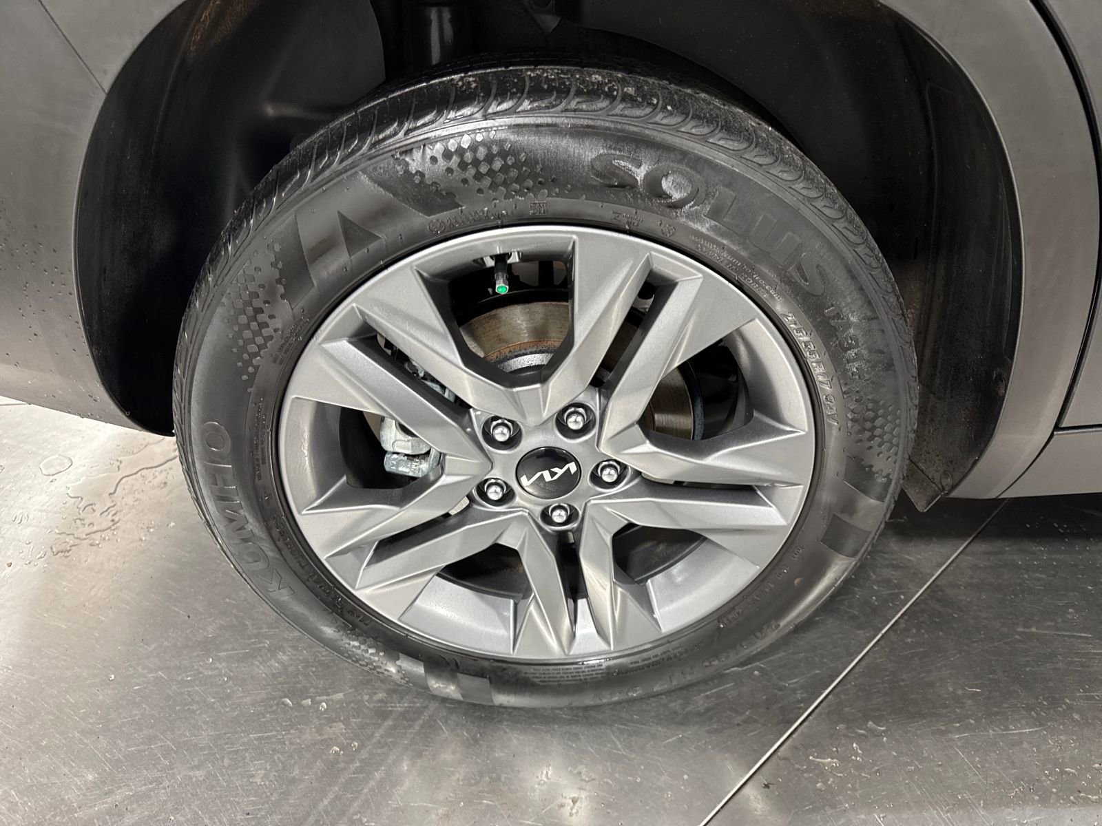 Certified 2023 Kia Seltos S w/ Navigation Package AWD/4WD image 13