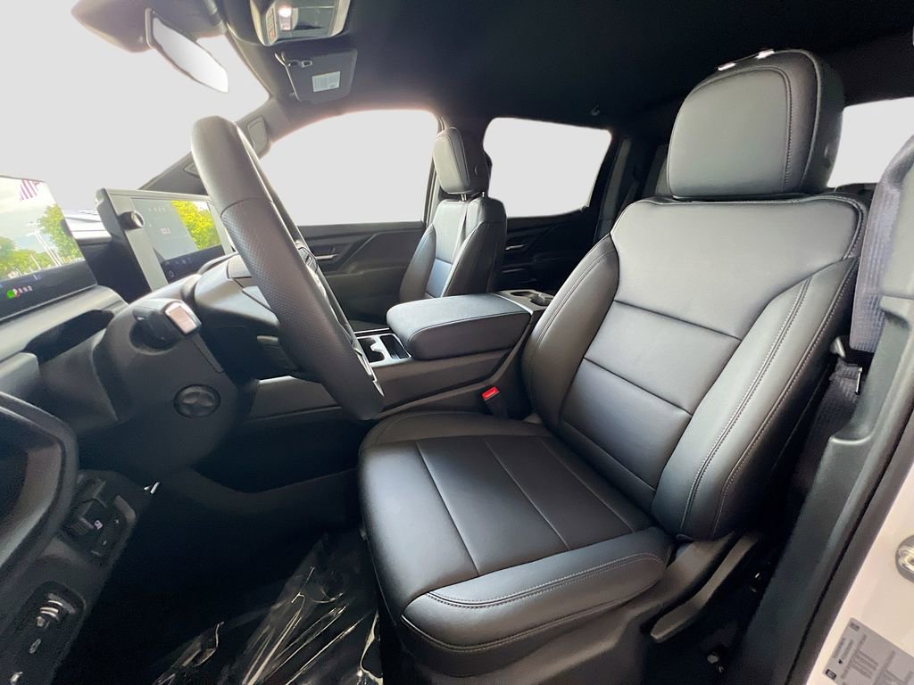 Used 2024 Chevrolet Silverado EV W/T AWD/4WD image 18