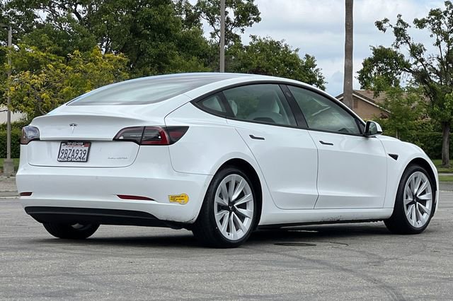 Used 2022 Tesla Model 3 Long Range AWD/4WD image 5