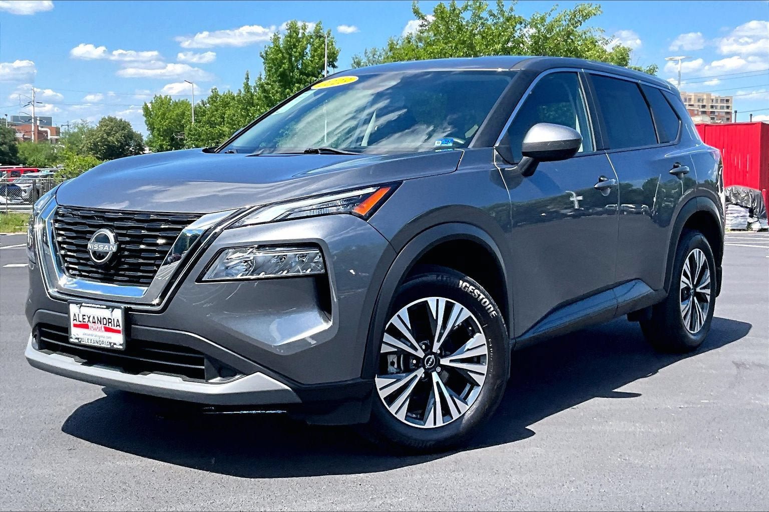 Used 2023 Nissan Rogue SV AWD/4WD image 1