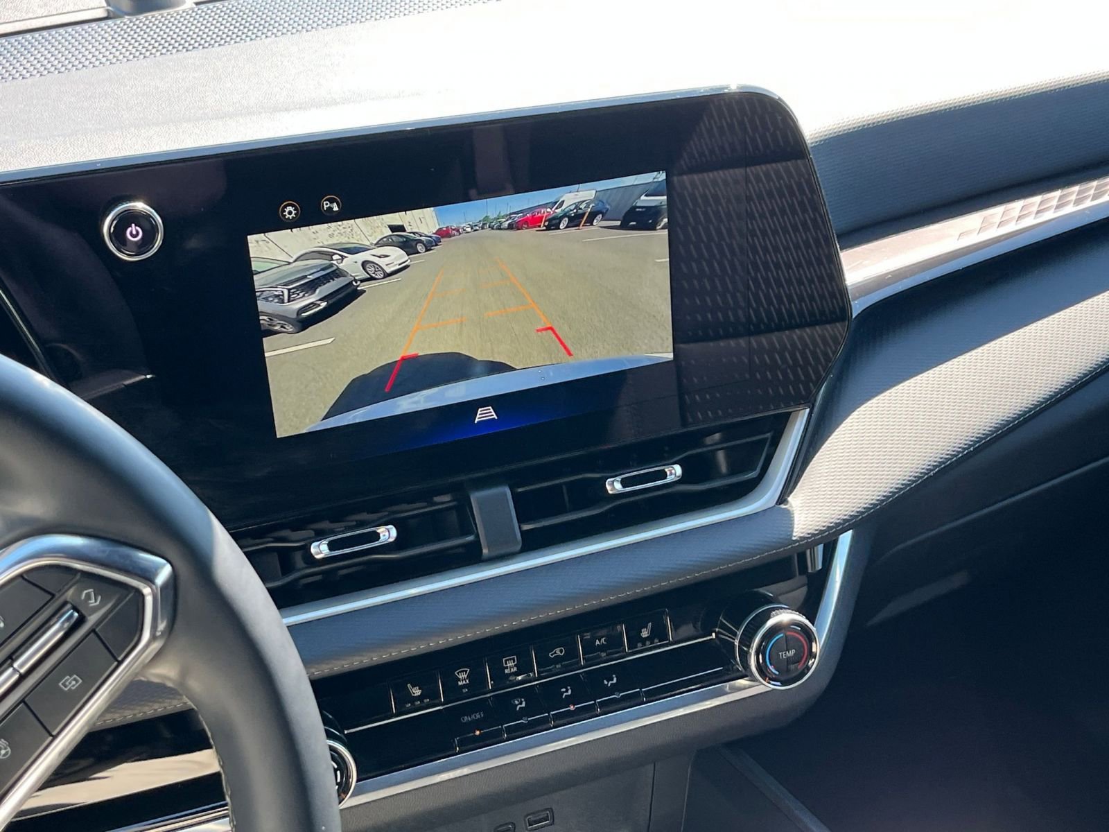 Used 2025 Chevrolet Equinox LT FWD image 20