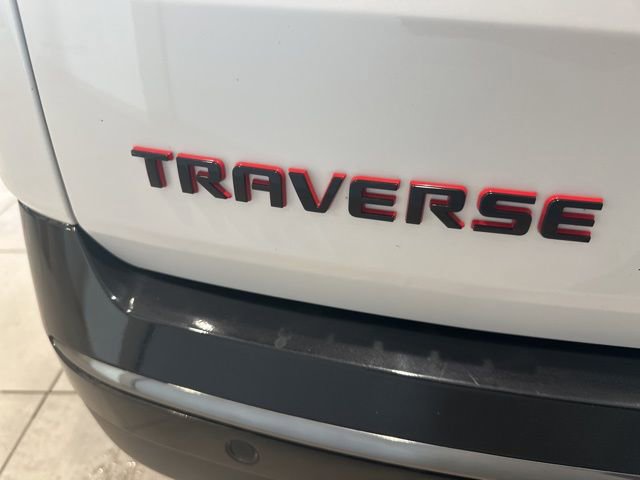 Used 2020 Chevrolet Traverse Premier w/ Redline Edition FWD image 6