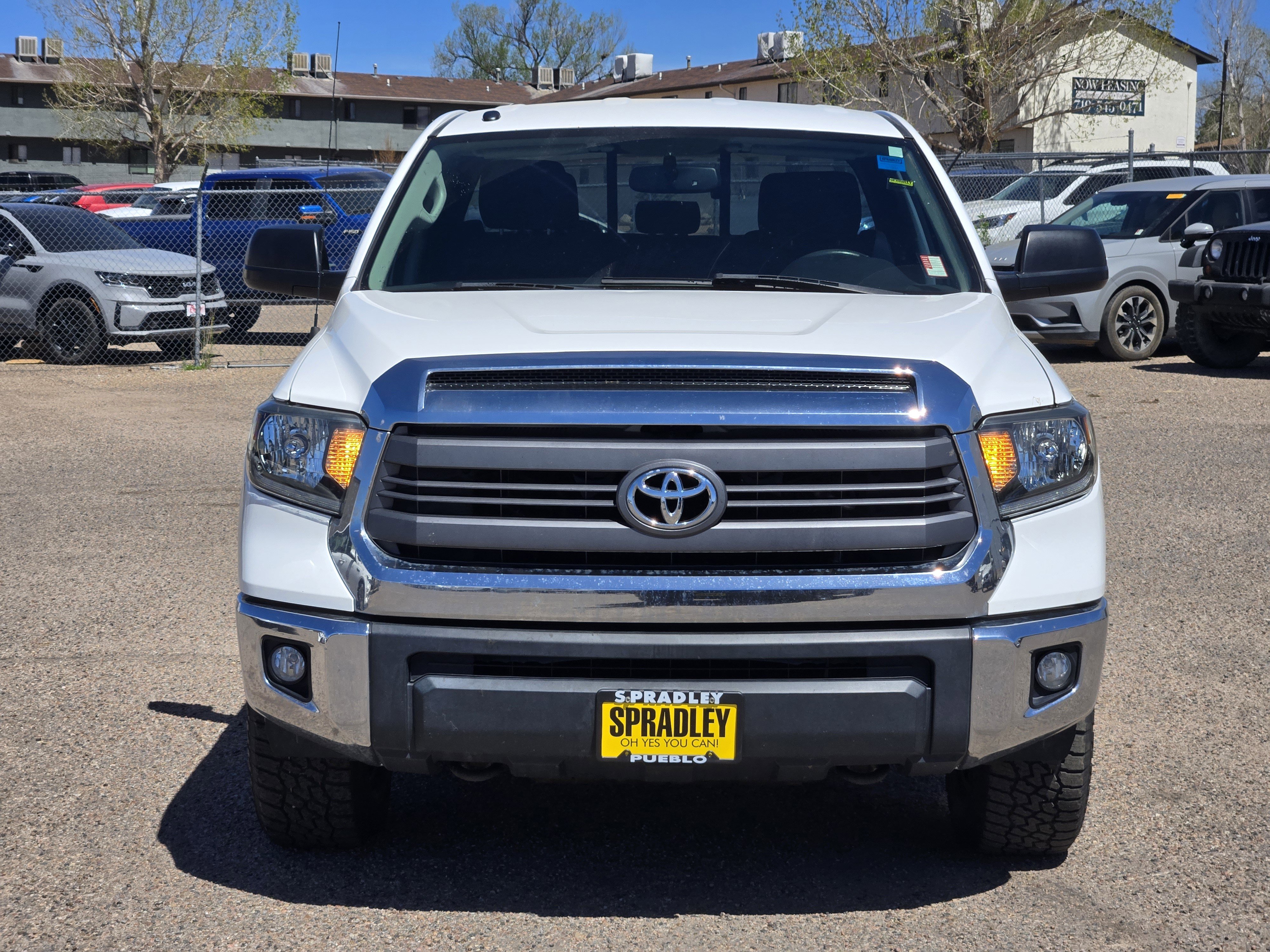 Used 2015 Toyota Tundra SR5 w/ TRD Off Road Package image 6