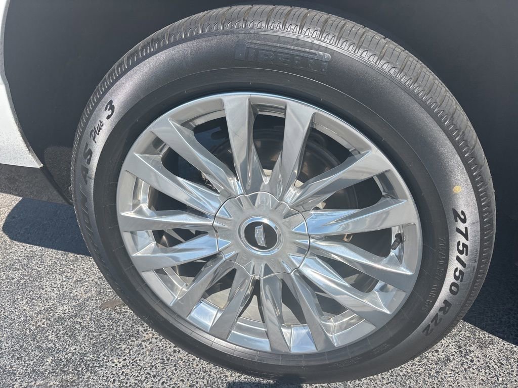 Used 2021 Cadillac Escalade Premium Luxury w/ Performance Package RWD image 9