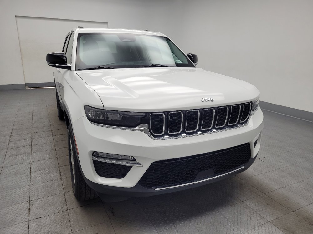 Used 2023 Jeep Grand Cherokee Limited RWD image 14